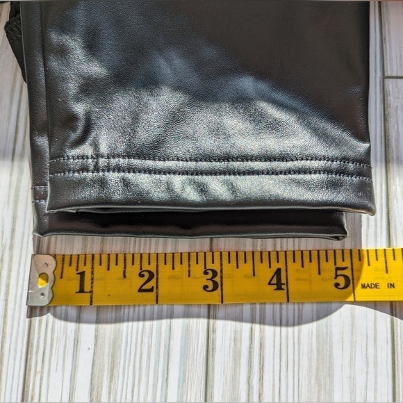 Patent Faux Leather Maternity Leggings with Full Panel in Black Size XL NWT - Picture 10 of 10